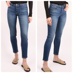 GRLFRND Yasmin Jeans in‎ Joan Jett Size 24